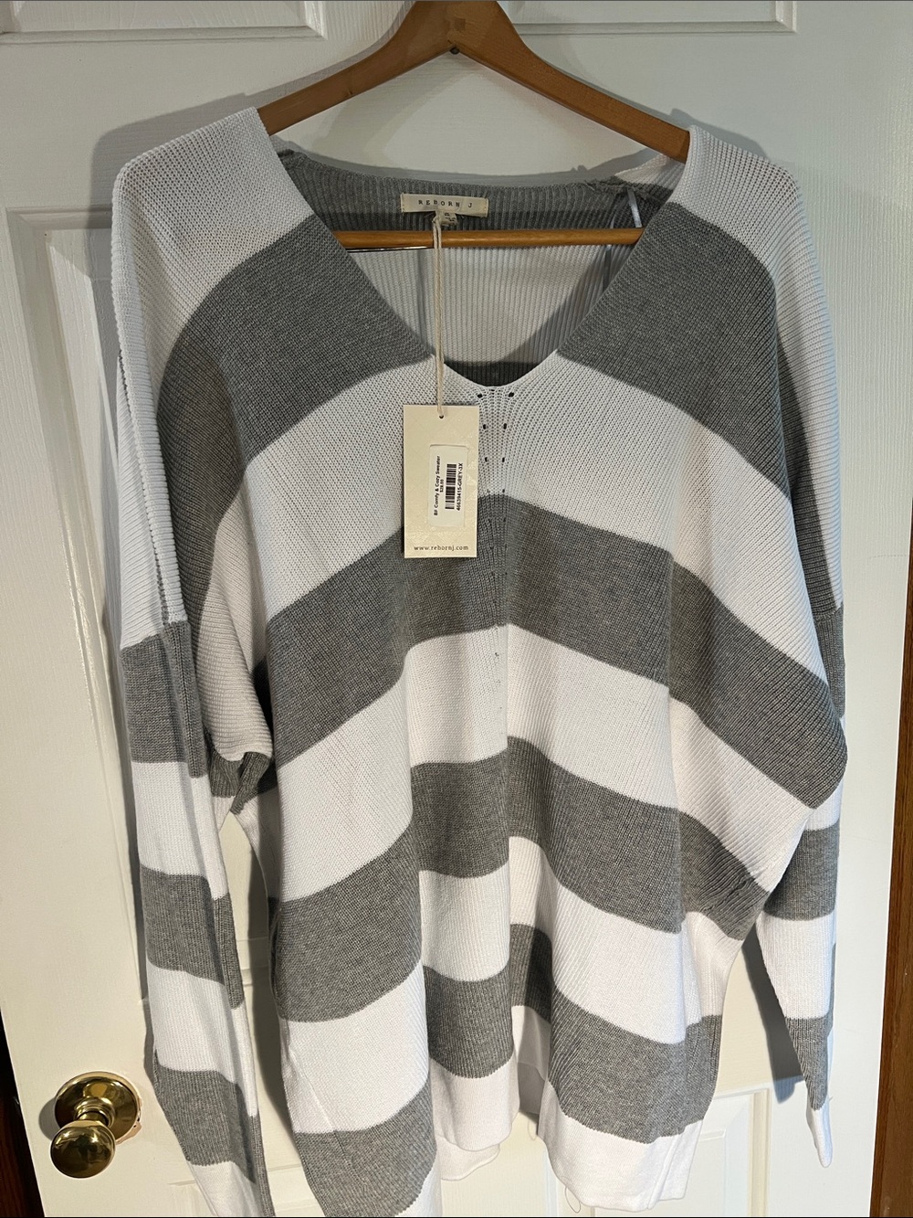 Reborn J Oversized V-Neck Striped Sweater - White & Grayish